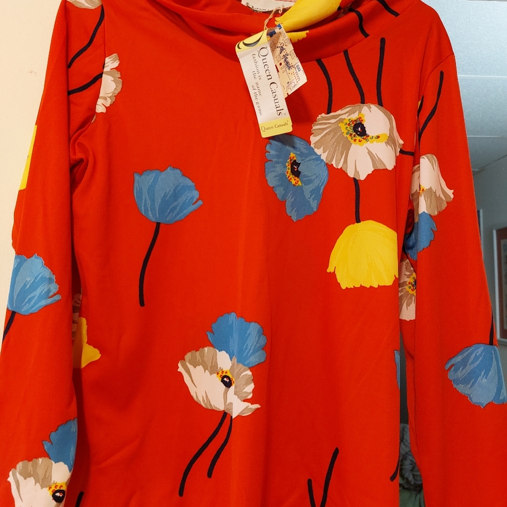 Queen Casuals Vintage 1979 Top Size 13/14